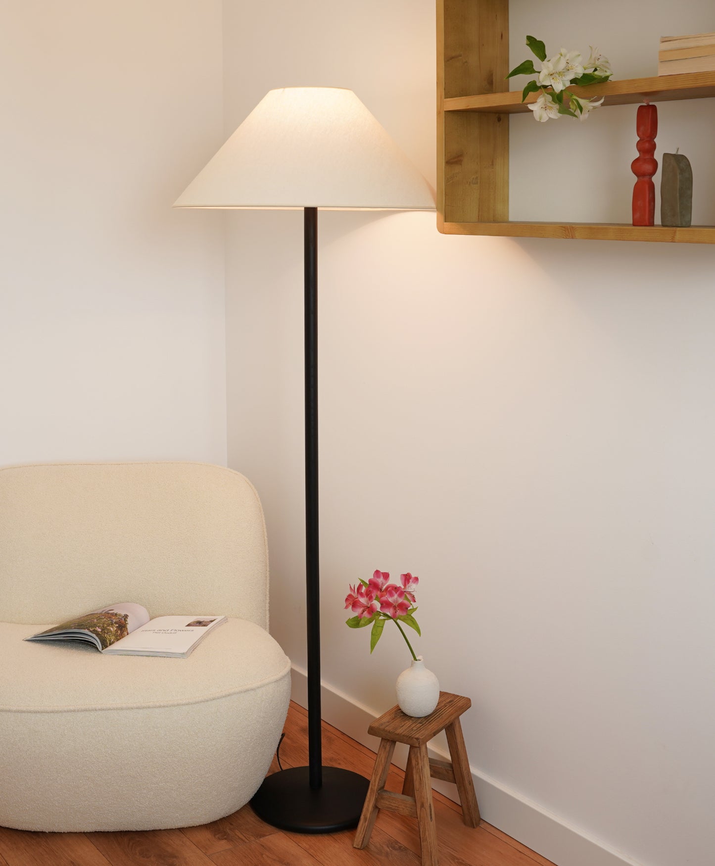 Lampe sur pied Elna