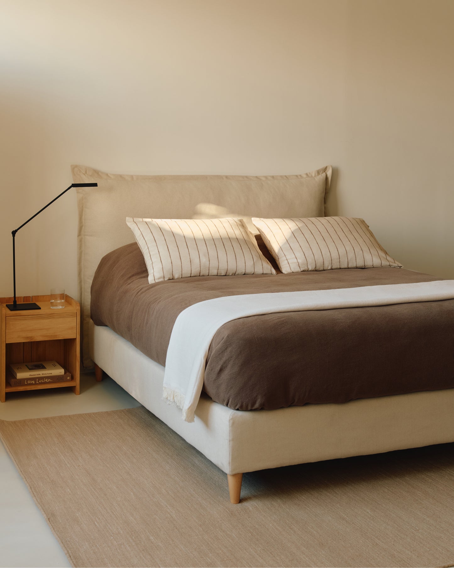 Tête de lit tapissée Nest