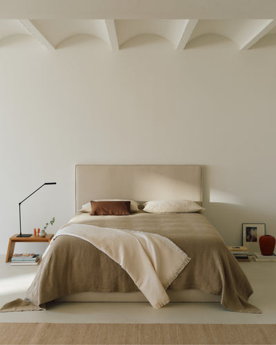 Cama estofada Aira